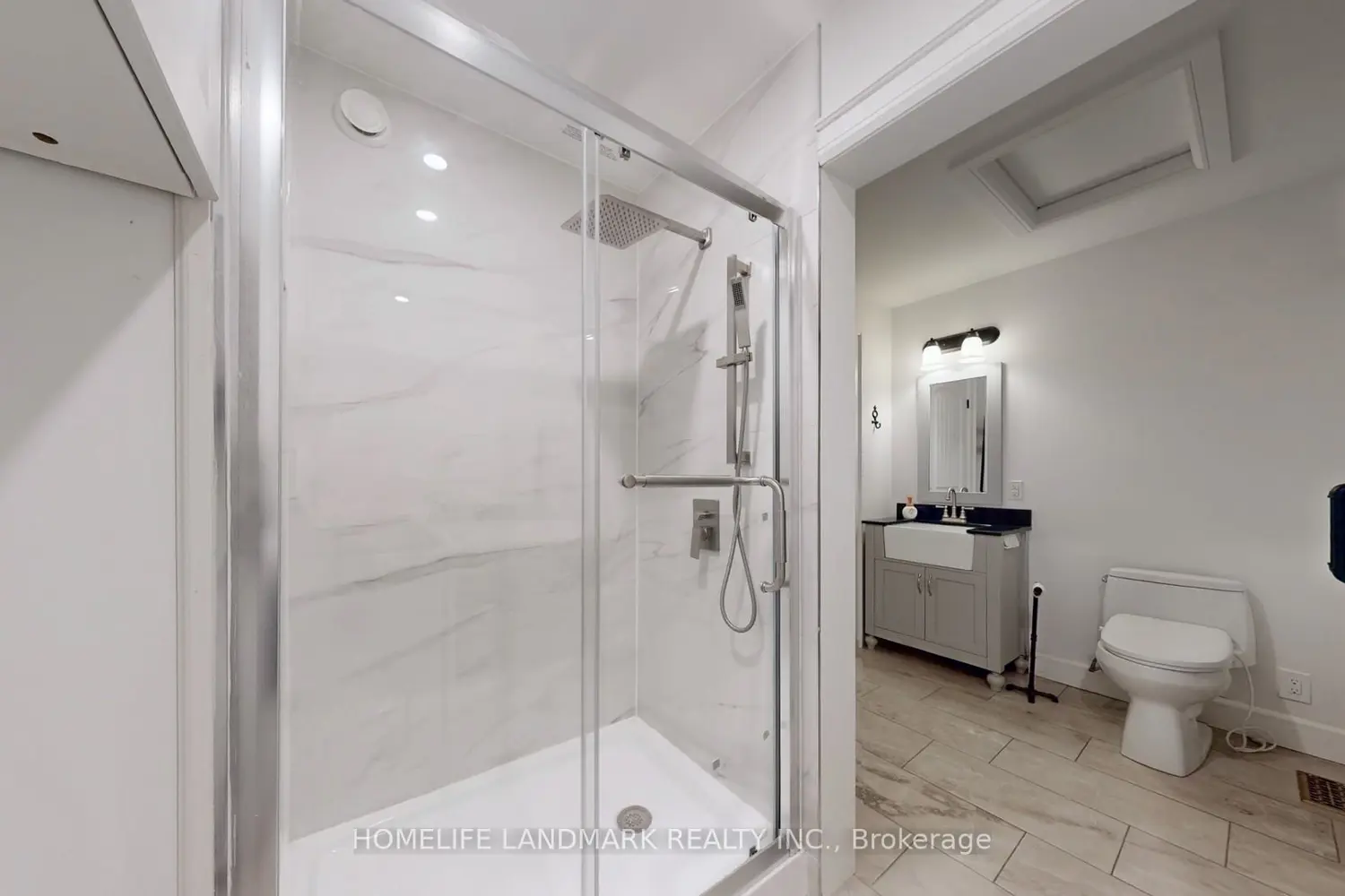 Additional image 13 of 208 Lakeshore Drive