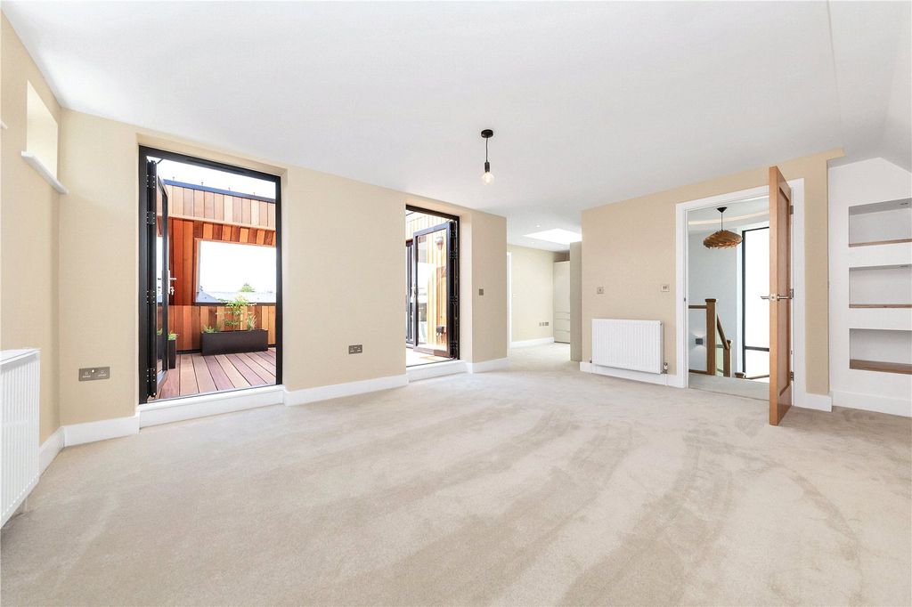 Additional image 15 of 4 bed detached house to rentPearce Close, Cambridge, Cambridgeshire CB3