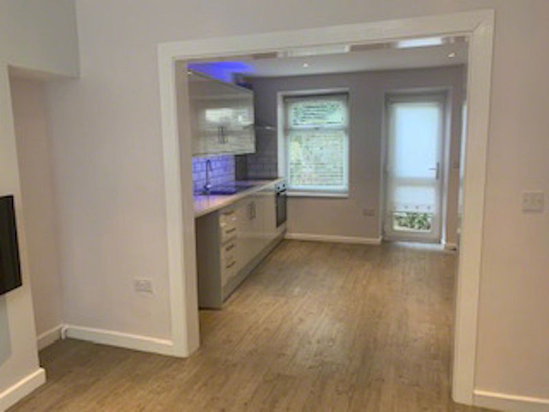 Additional image 3 of 3 bed terraced house to rentChapel Street, Caernarfon LL55