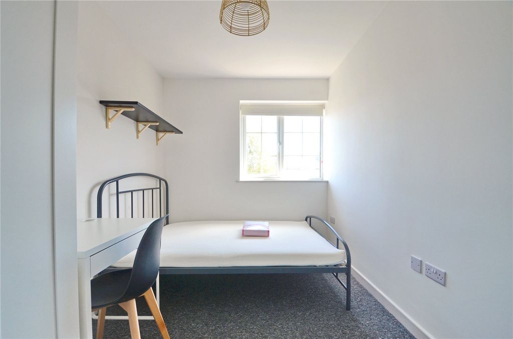 Additional image 10 of 6 bed semi-detached house to rentFilton Avenue, Horfield, Bristol, Bristol BS7