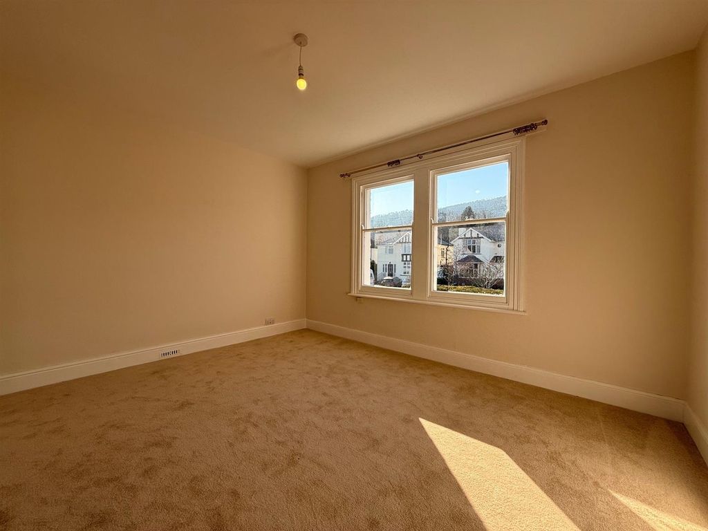 Additional image 12 of 5 bed detached house to rentSt. Andrews Road, Malvern WR14