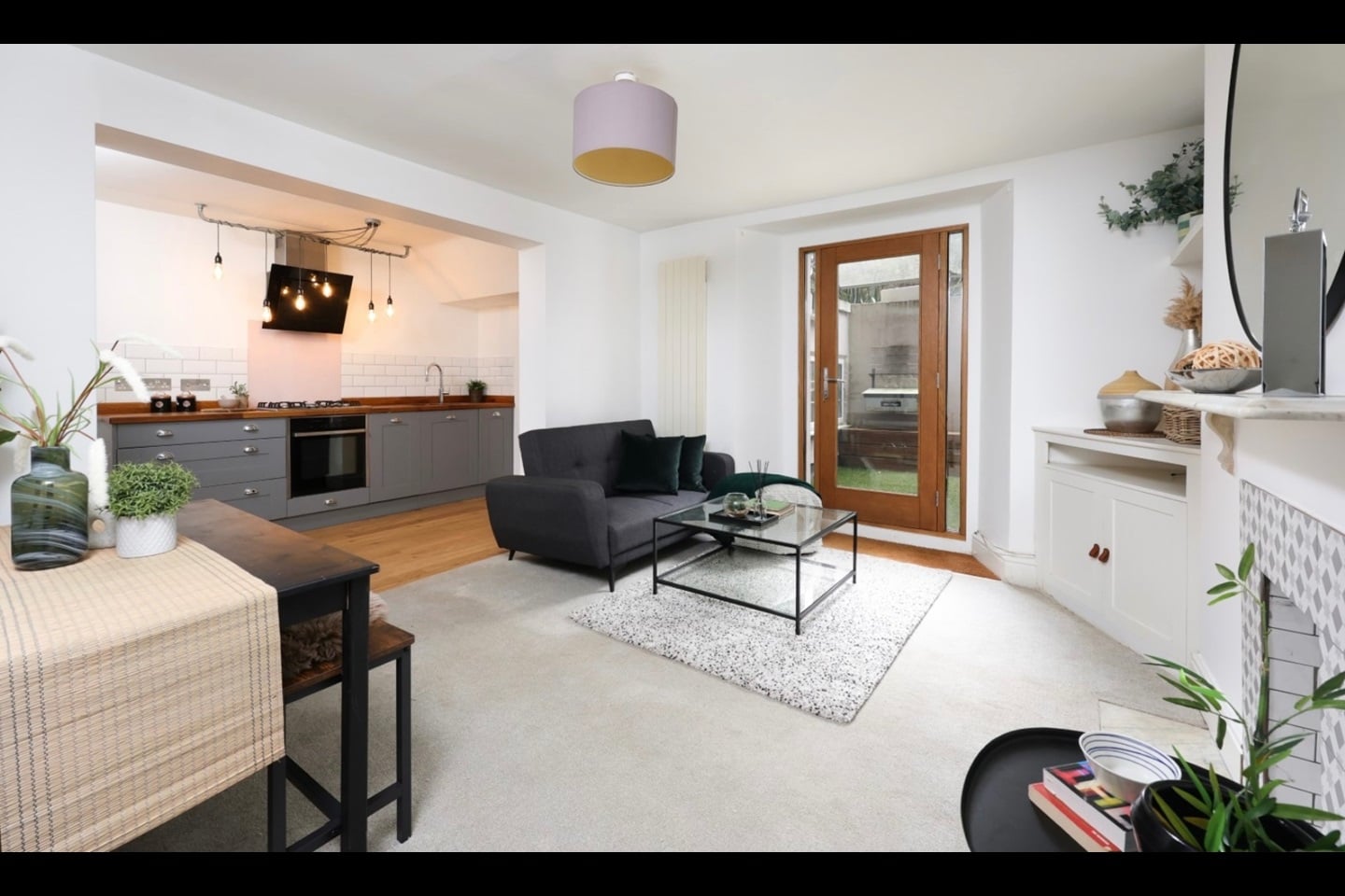 1 Bed Flat, Buckingham Place, BS8, N1 7GU