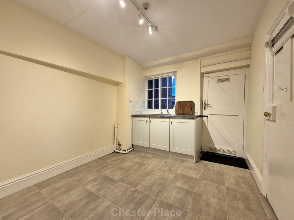 Additional image 7 of 5 bed end terrace house to rentAbbey Street, Chester CH1