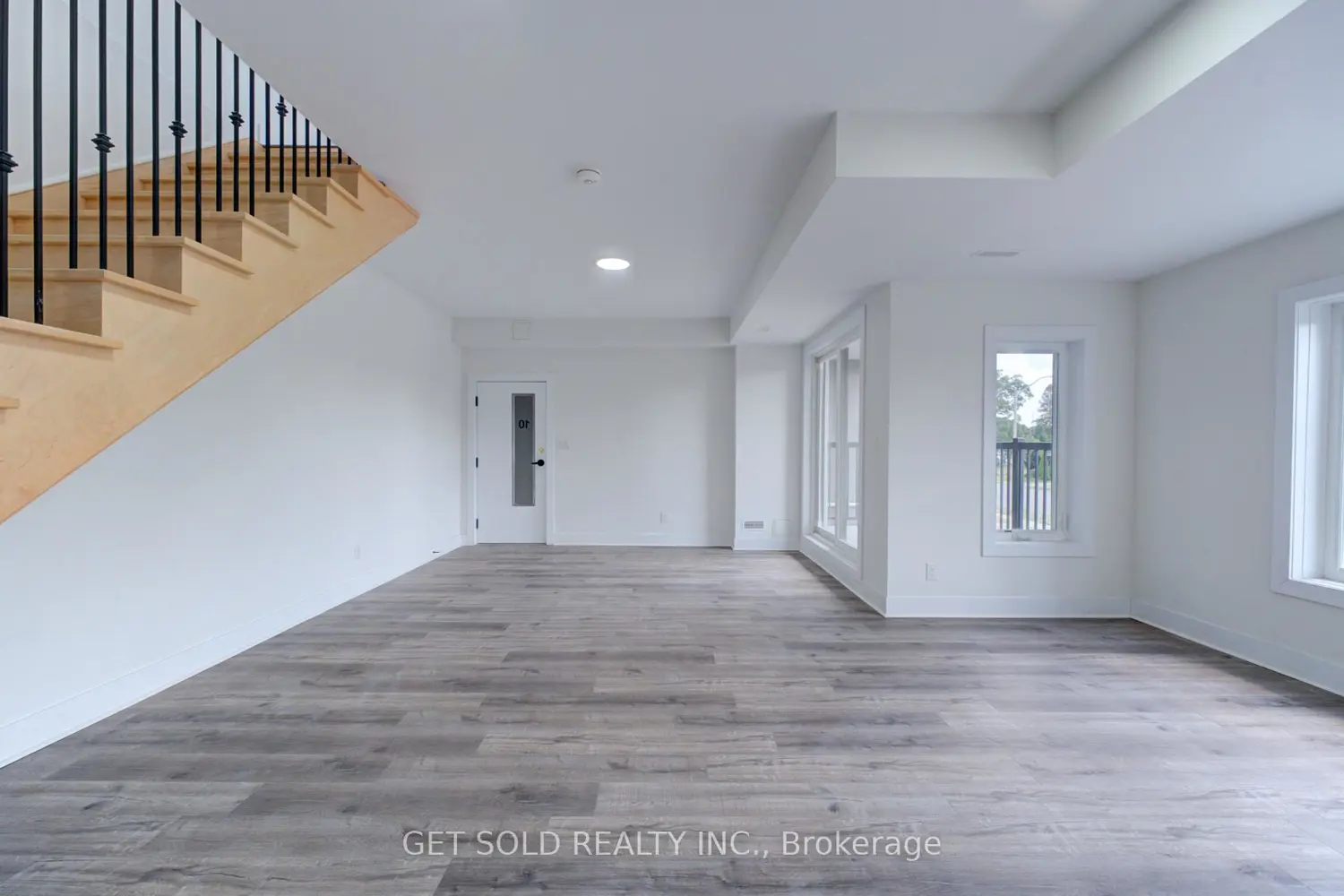 Additional image 5 of 6701 Thorold Stone Road 10