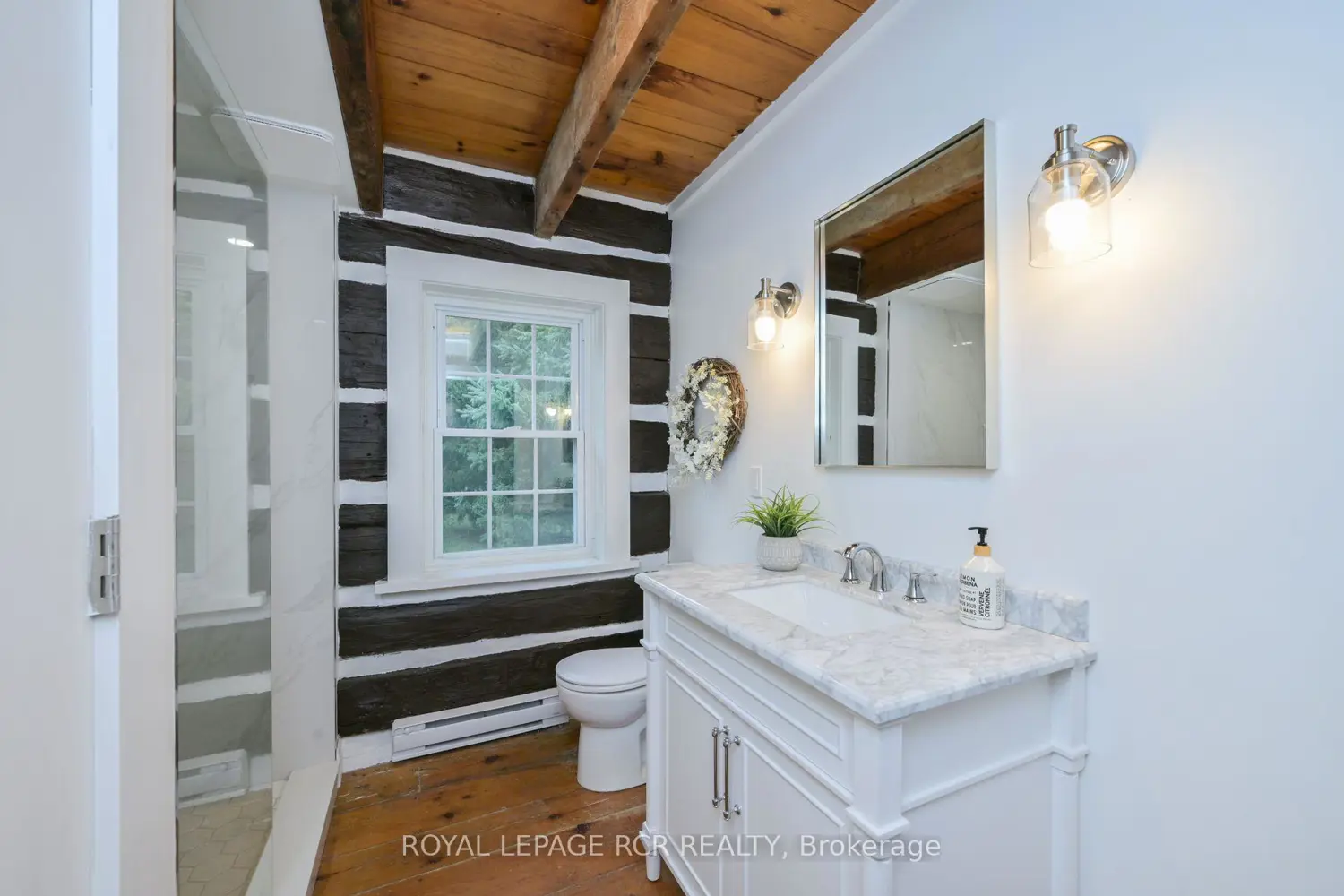 Additional image 8 of 1762 Queen Street