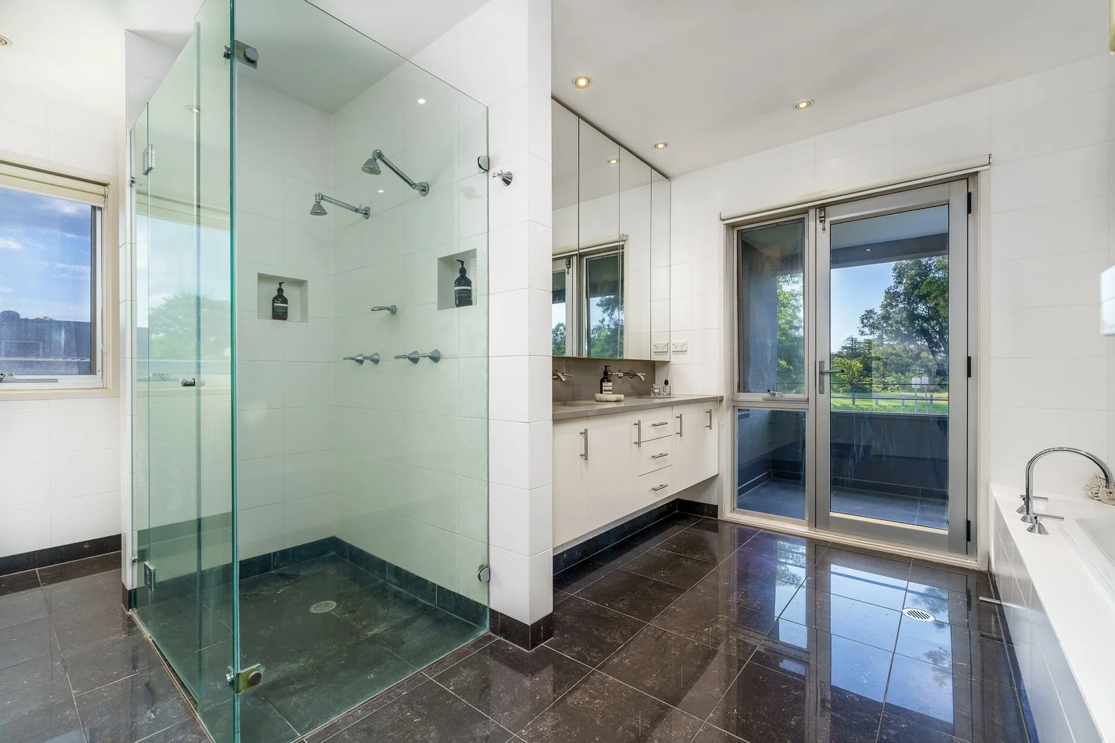 Additional image 22 of 19A Tasmania Circle, Forrest ACT 2603