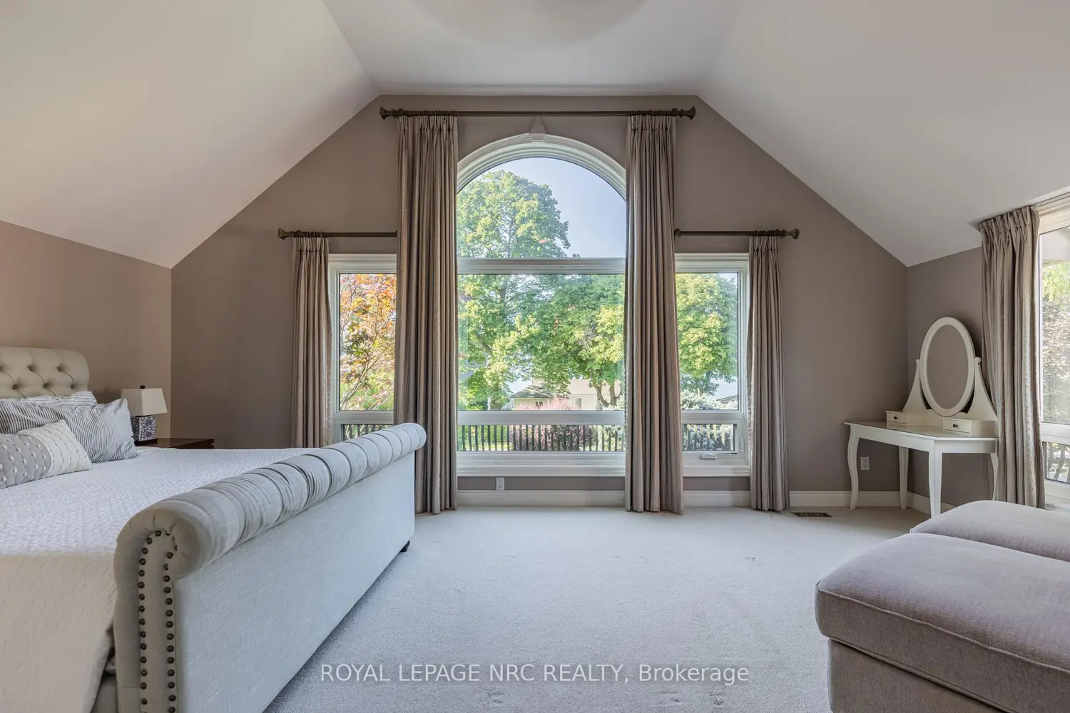 Additional image 14 of 328 Niagara Boulevard