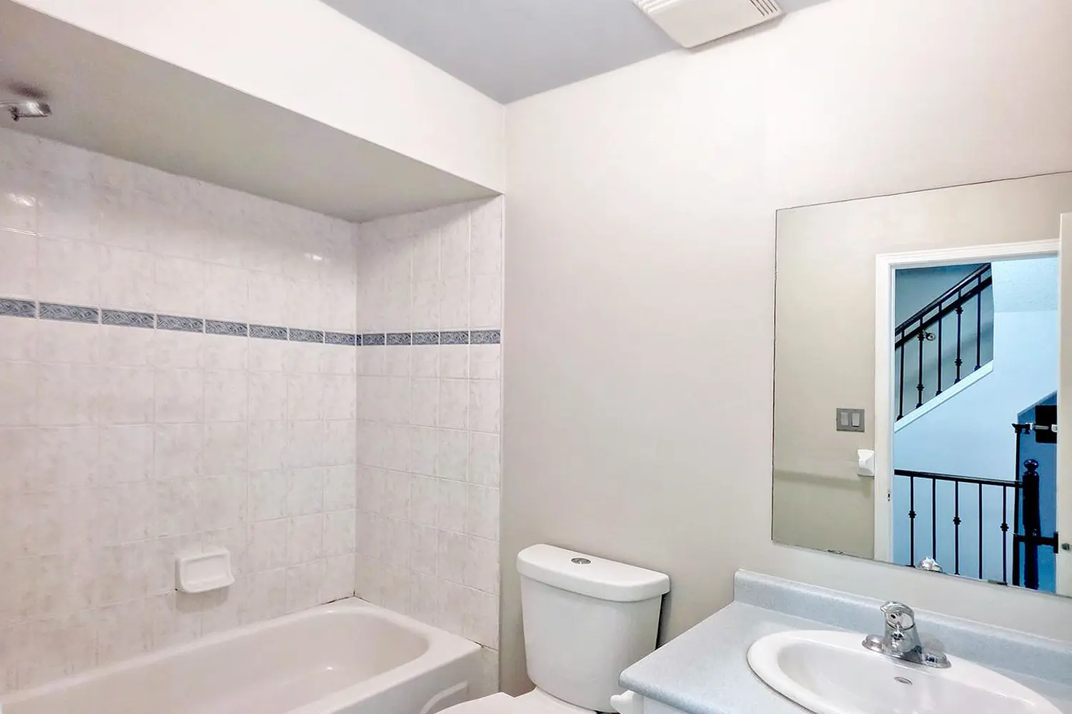 Additional image 13 of 98 Spadina Road