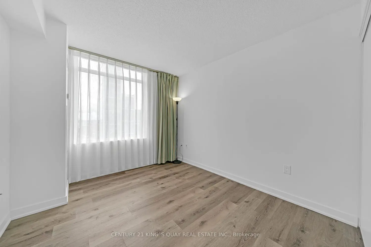 Additional image 14 of 25 Telegram Mews 3510