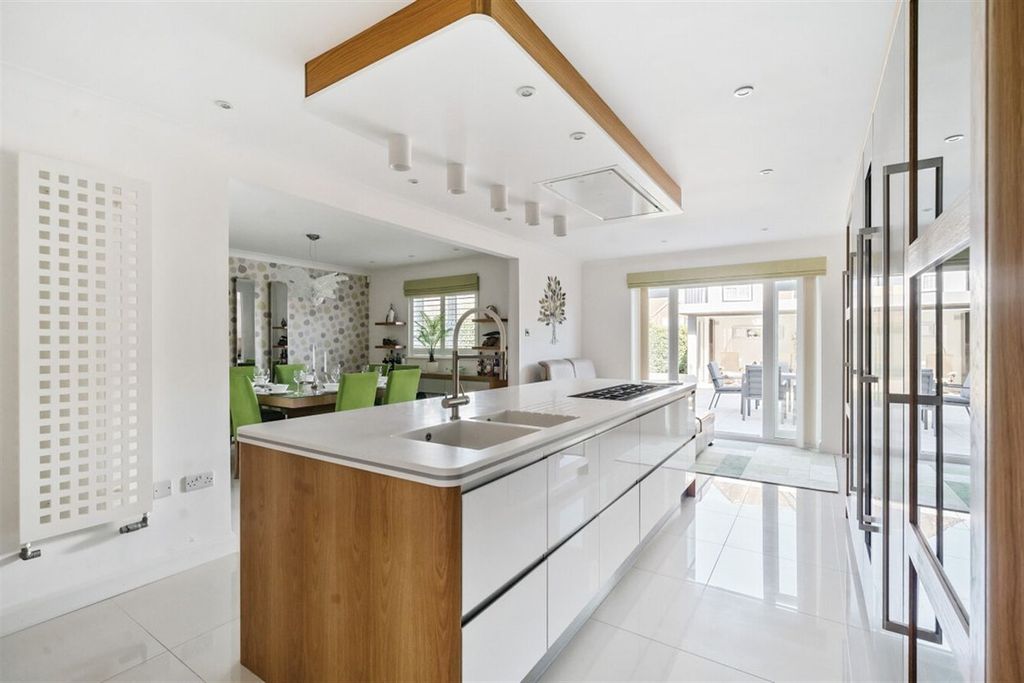 Additional image 6 of 5 bed detached house to rent6A, Limmard Way, Bognor Regis, West Sussex PO22