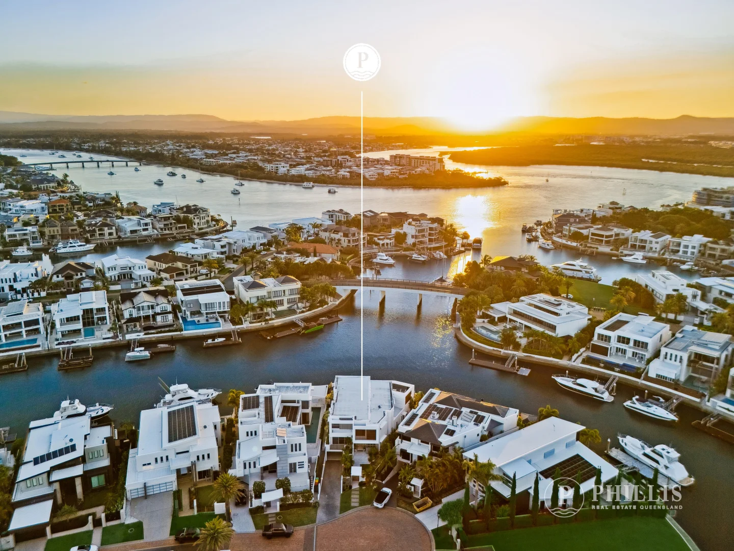 Additional image 32 of 86 Royal Albert Crescent, Sovereign Islands QLD 4216