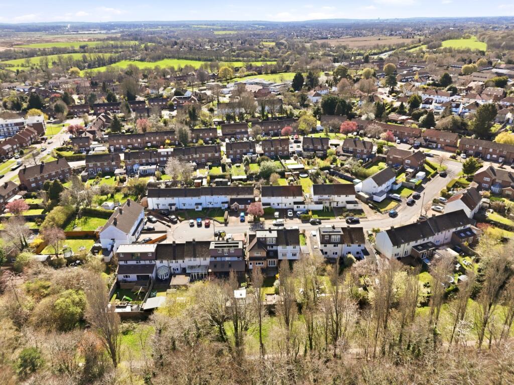 Additional image 24 of Pemberton Close, St. Albans, Hertfordshire, AL1