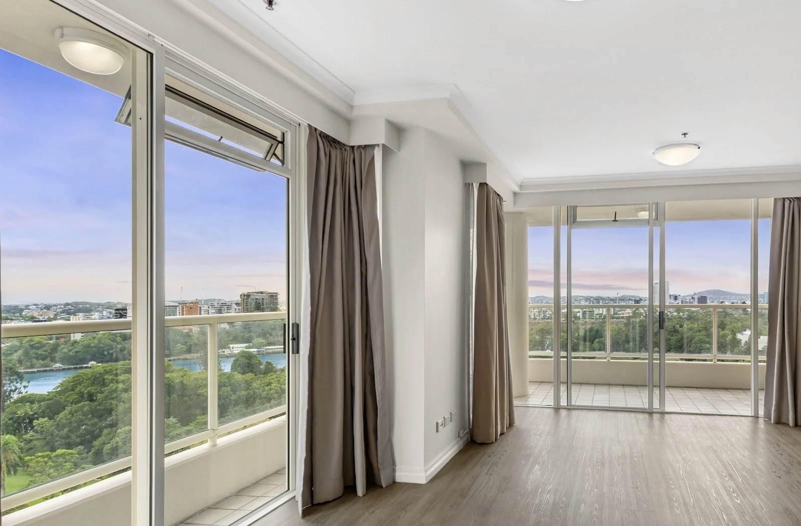 Additional image 8 of 1601/132 Alice Street, Brisbane City QLD 4000