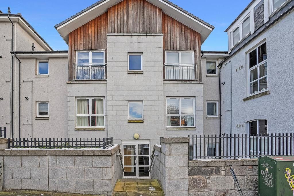 Additional image 17 of 2 bed flat to rentPark Street, Aberdeen AB24