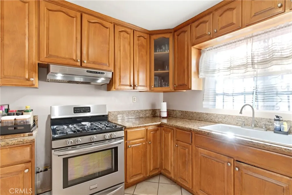 Additional image 10 of 10731 Wright Road, South Gate, CA 90280