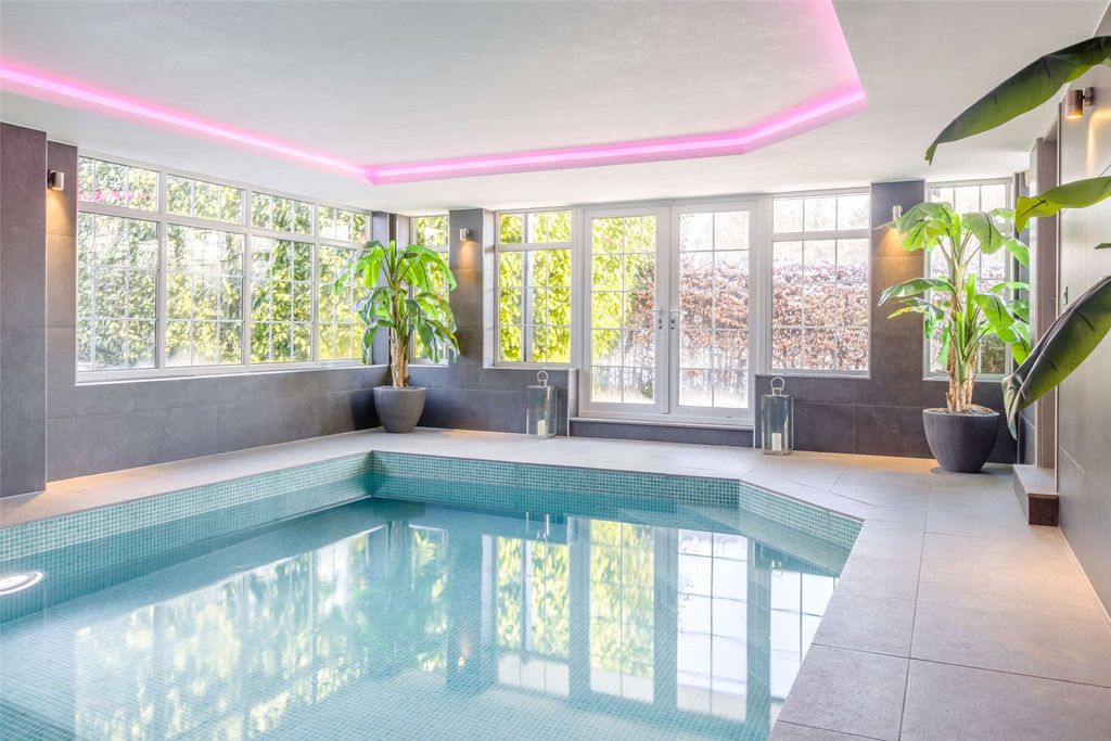 Additional image 15 of 7 bed detached house to rentWarrington Road, Mere, Knutsford, Cheshire WA16