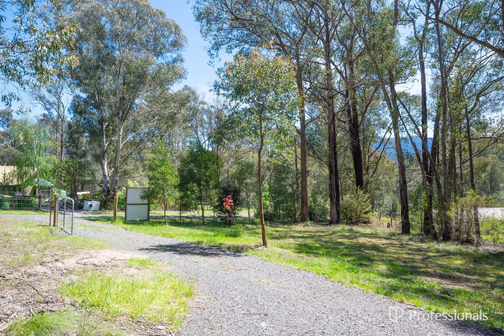 Additional image 10 of 3 Hillcrest Drive, McMahons Creek VIC 3799