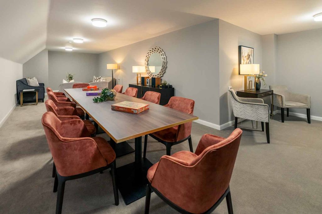 Additional image 10 of 2 bed flat to rentStation Road, Buxton SK17
