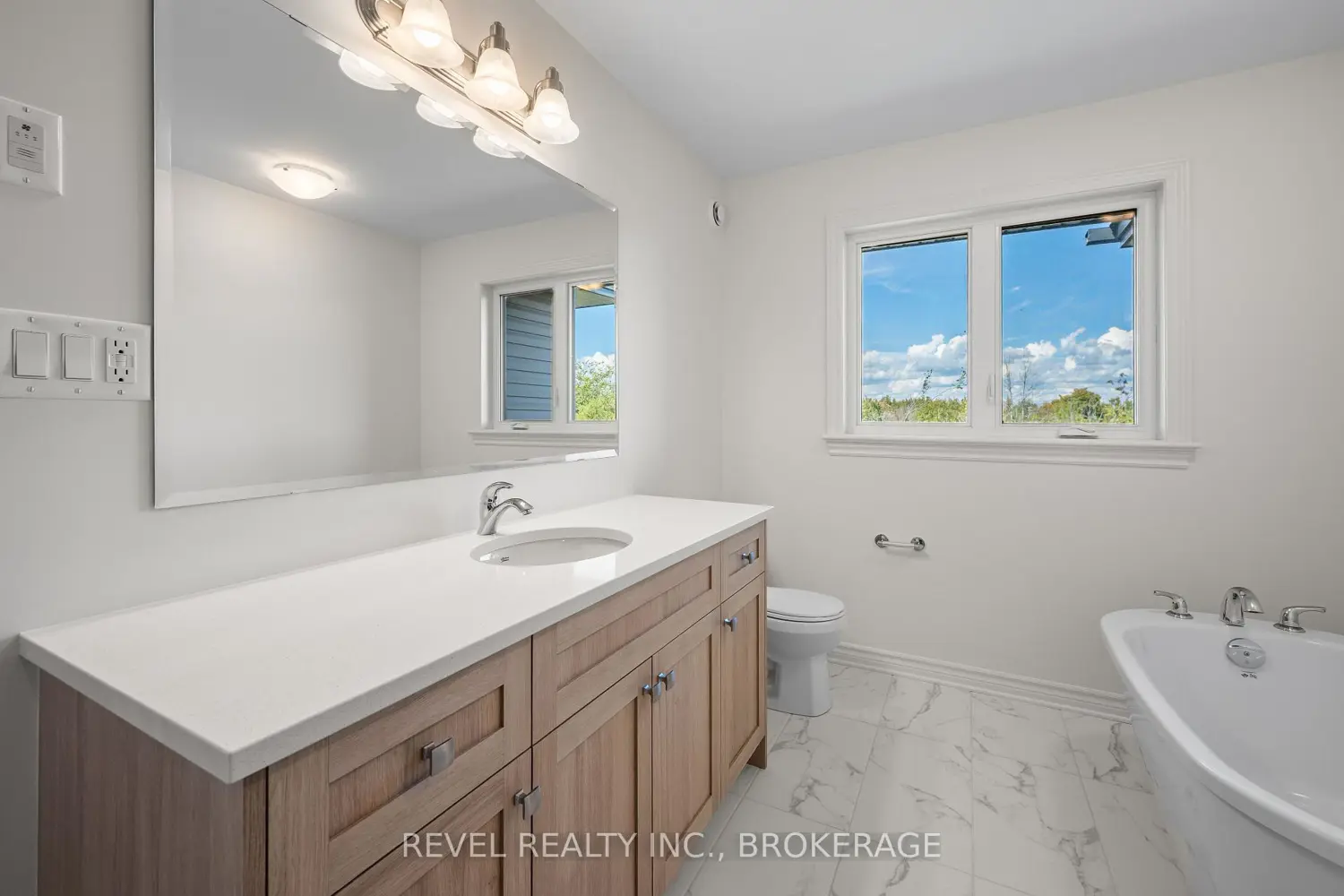 Additional image 14 of 456 Buckthorn Drive