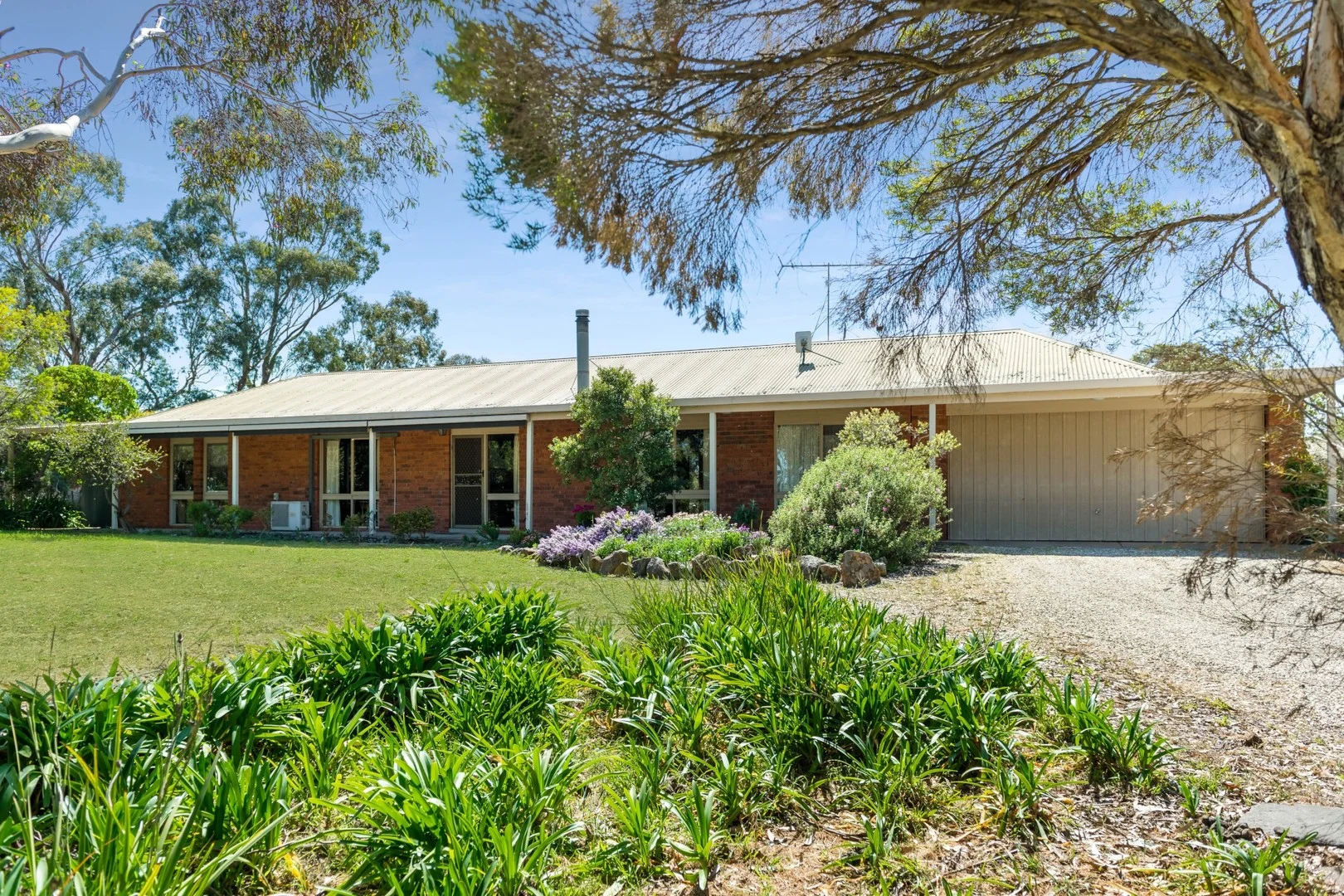 10 Kimberly Drive, Broadford VIC 3658