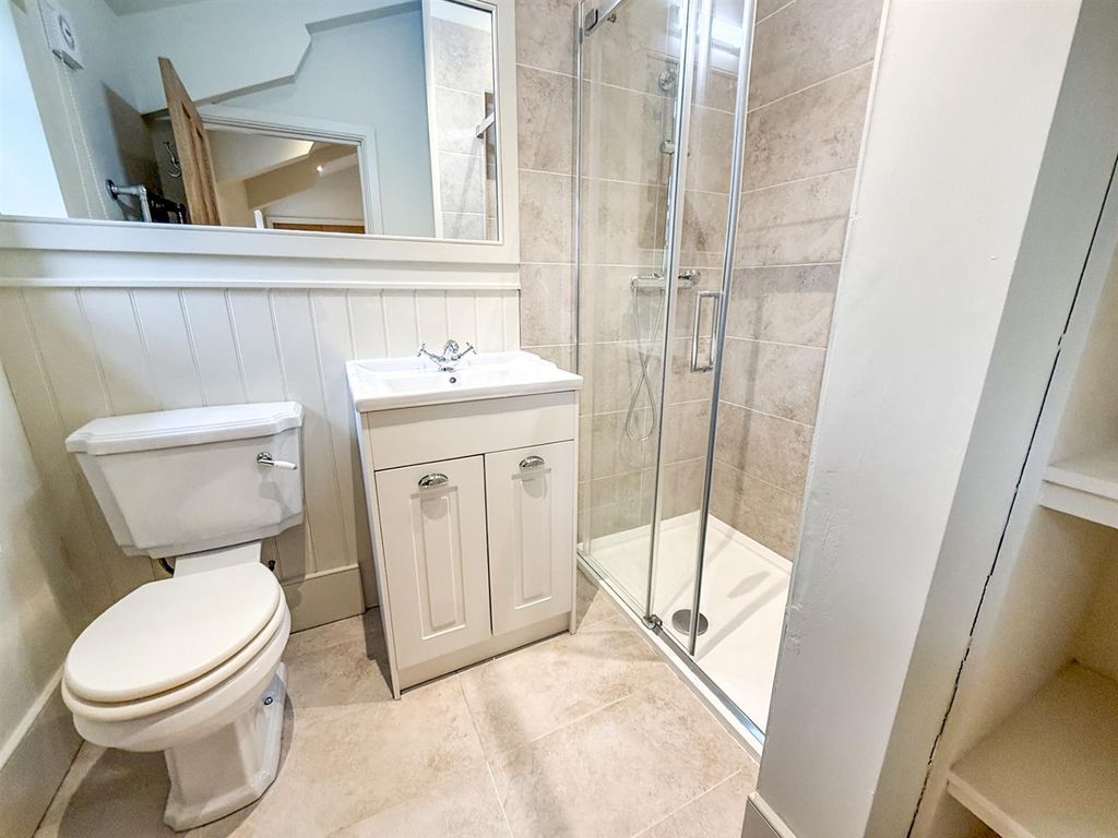 Additional image 11 of 5 bed detached bungalow to rentWhittington, Oswestry SY11