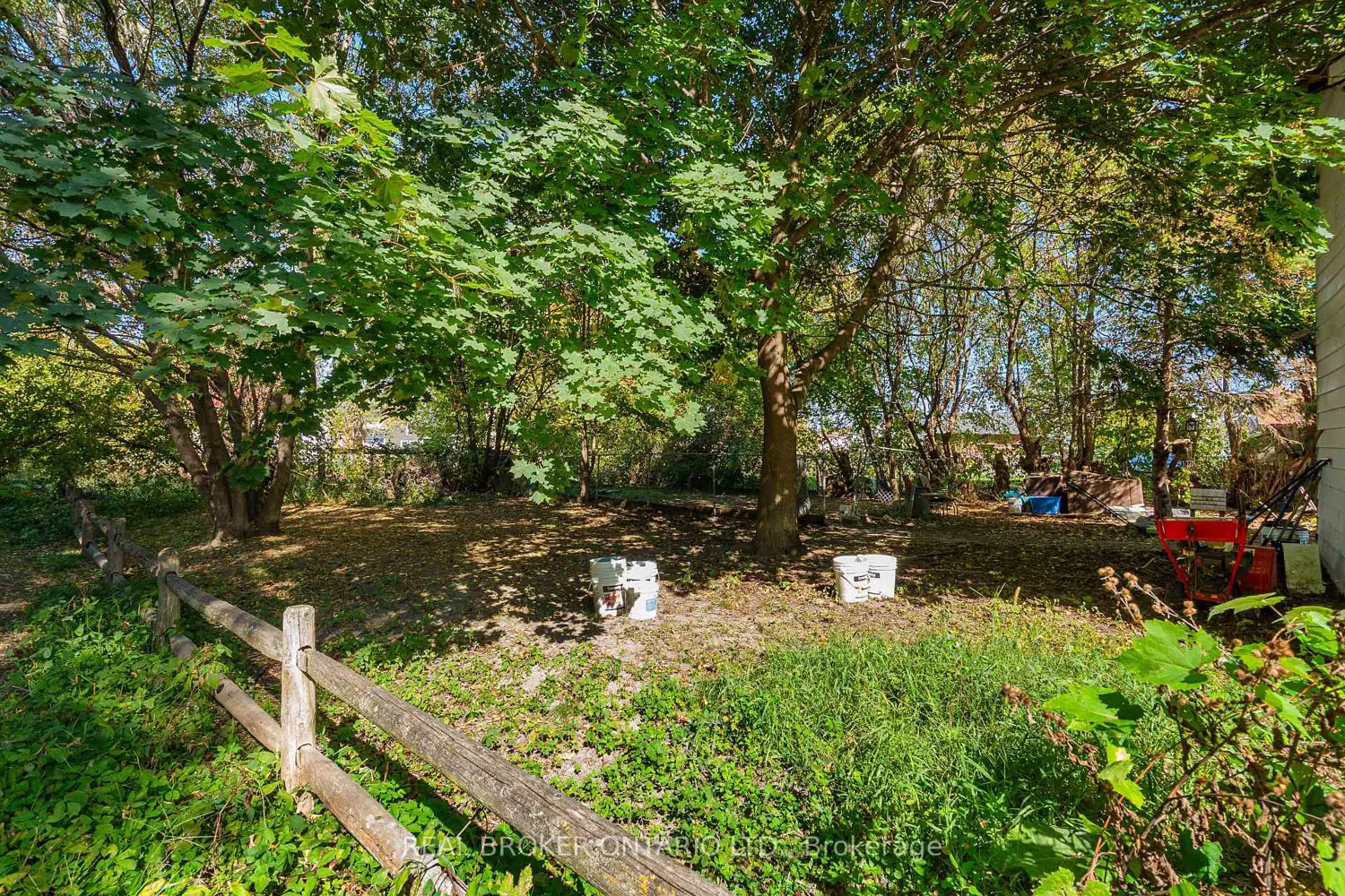 Additional image 16 of 42 Daniel Street