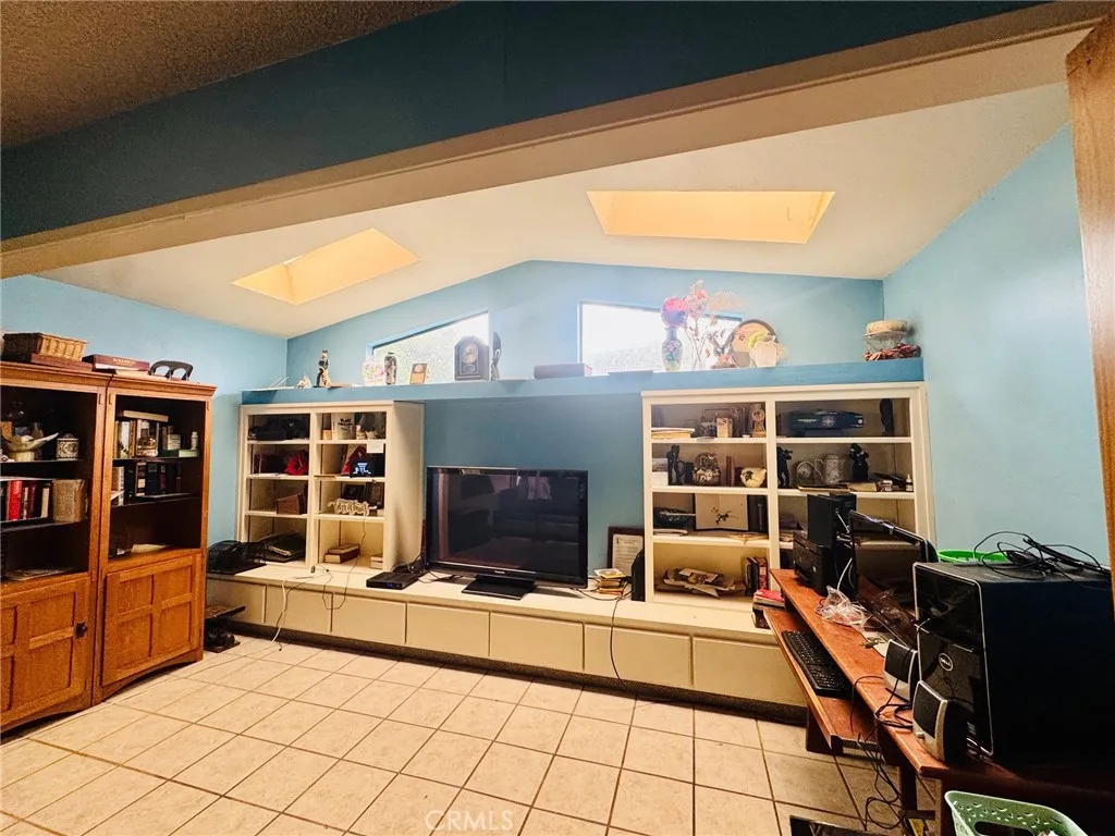 Additional image 13 of 4300 Garnsey Ln, Bakersfield, CA 93309