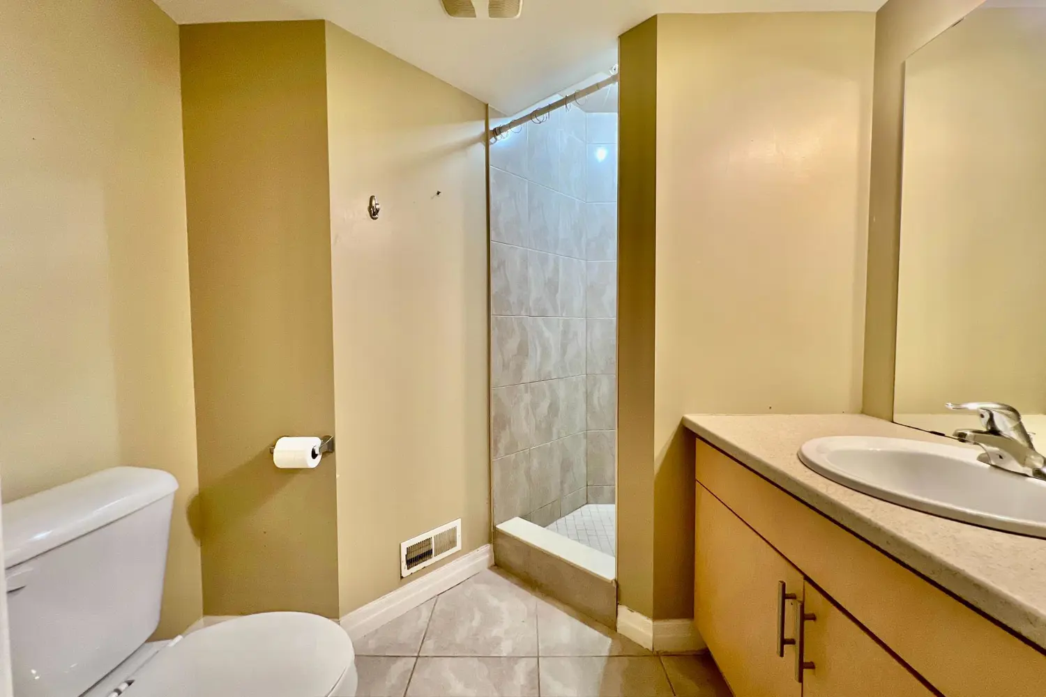 Additional image 14 of 112 North Centre Road 45