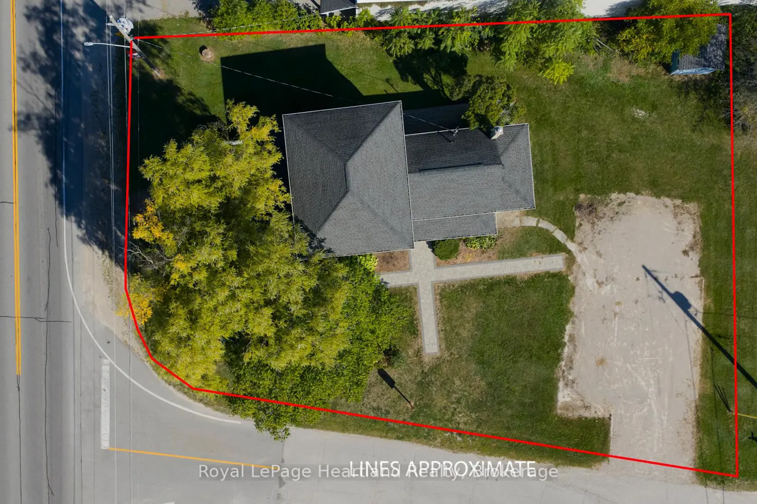 Additional image 6 of 5 The Square