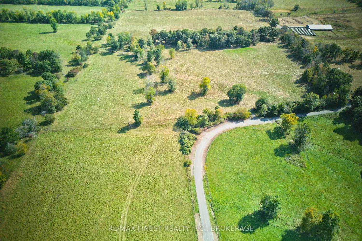 Additional image 10 of 15355 Front Road