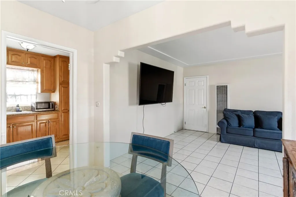 Additional image 8 of 10731 Wright Road, South Gate, CA 90280