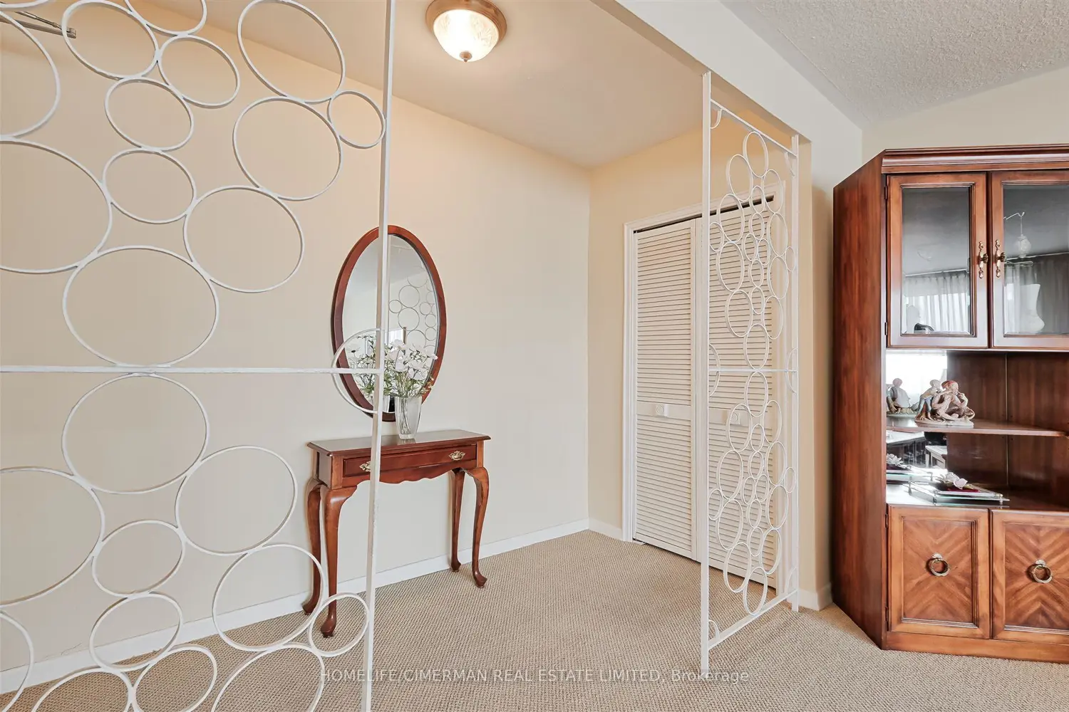 Additional image 4 of 346 The West Mall 309