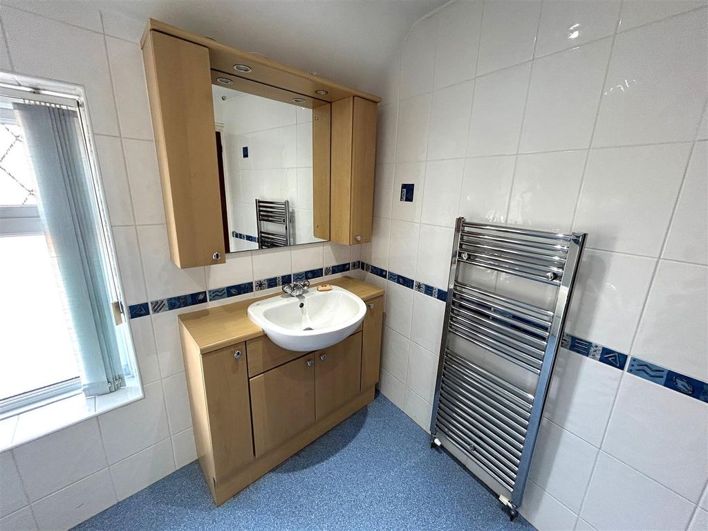 Additional image 24 of 4 bed end terrace house to rentGolf Road, New Inn, Pontypool NP4