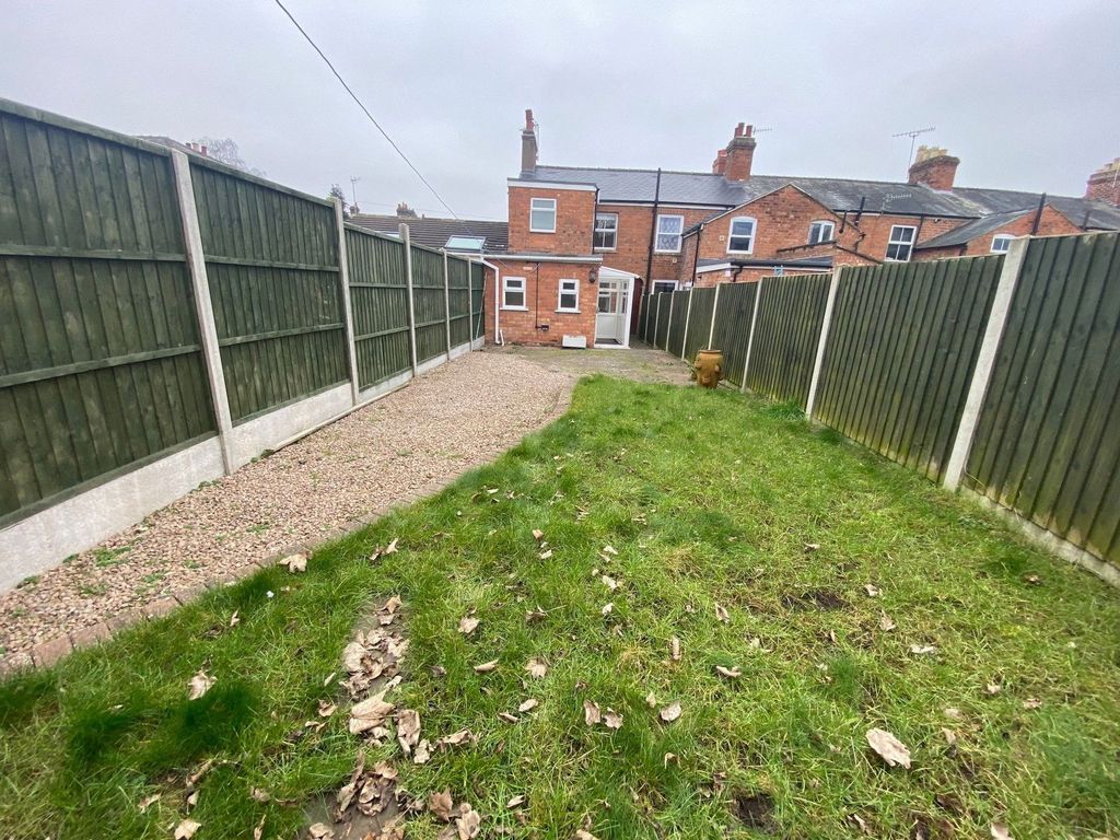 Additional image 16 of 3 bed semi-detached house to rentMerton Road, Malvern, Worcestershire WR14