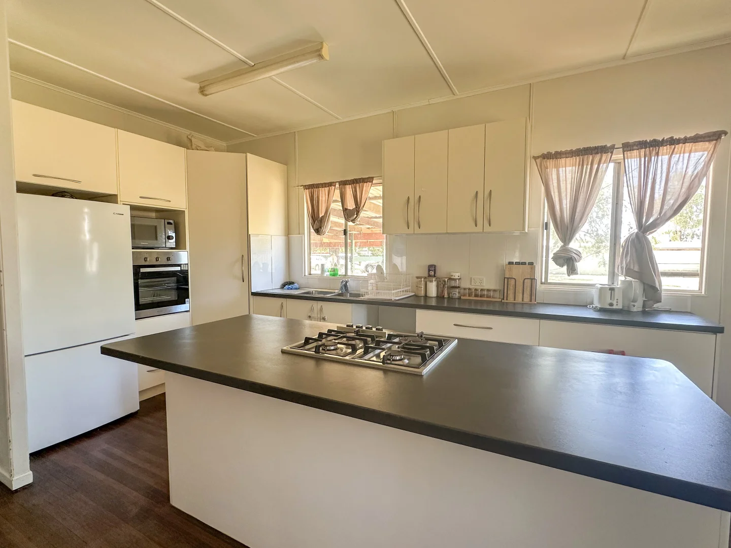 Additional image 2 of 27 McIlwraith Street, Cloncurry QLD 4824