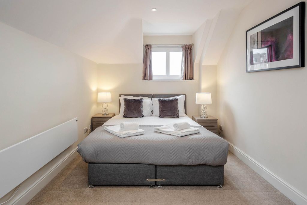 Additional image 5 of 1 bed flat to rentQueen Street, Maidenhead SL6
