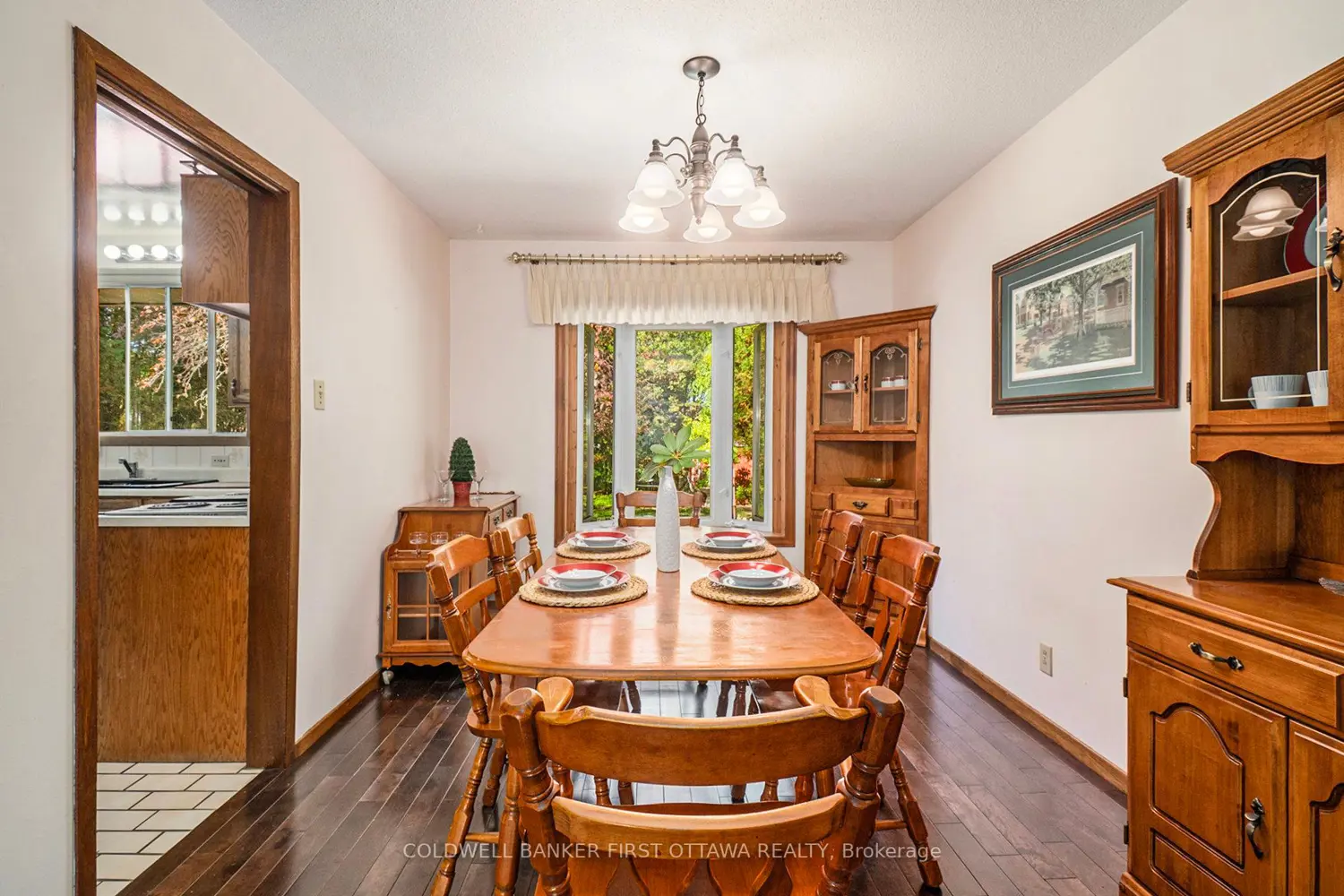 Additional image 4 of 521 Ridgewood Drive