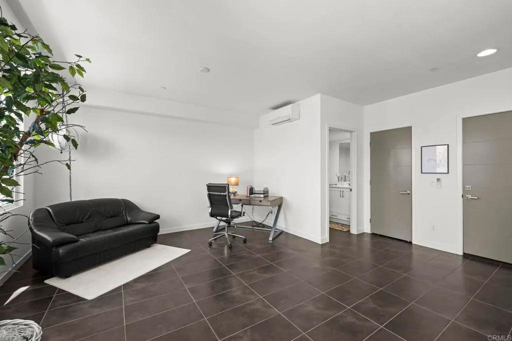 Additional image 64 of 2563 State Street, Carlsbad, CA 92008