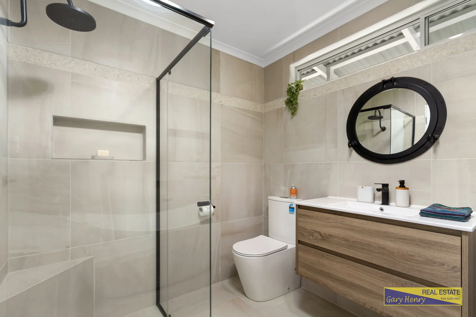 Additional image 7 of 44 McCullough Street, Lakes Entrance VIC 3909