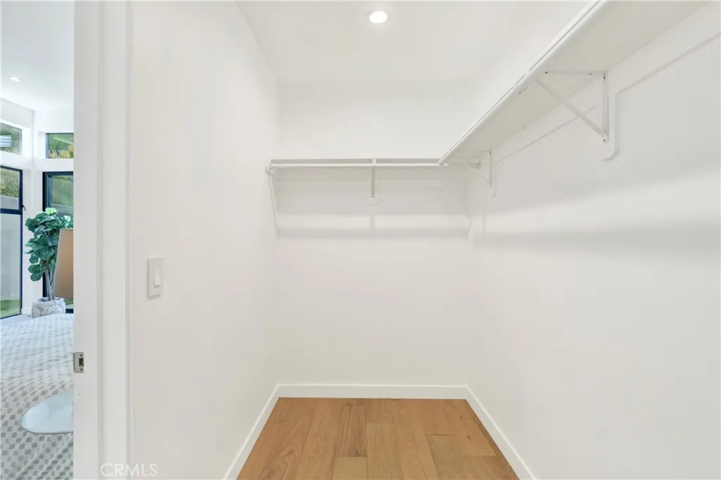 Additional image 19 of 3949 Glenalbyn Drive, Los Angeles, CA 90065