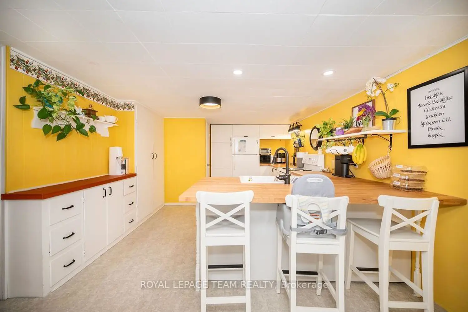 Additional image 15 of 1448 Perrault Road