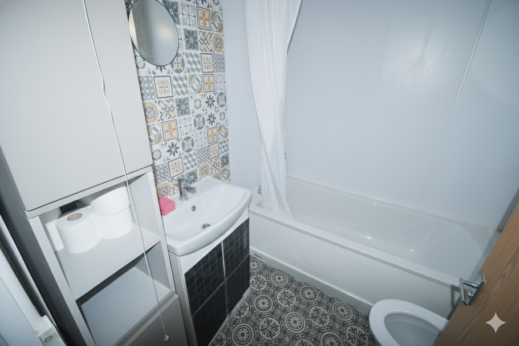 3 bed shared accommodation to rentKing Street, Pontypridd CF37 photo 5
