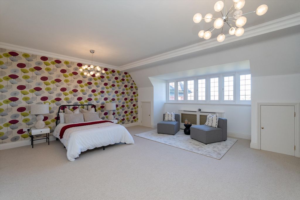 Additional image 13 of 3 bed flat to rentOckham Lane, Cobham, Surrey KT11