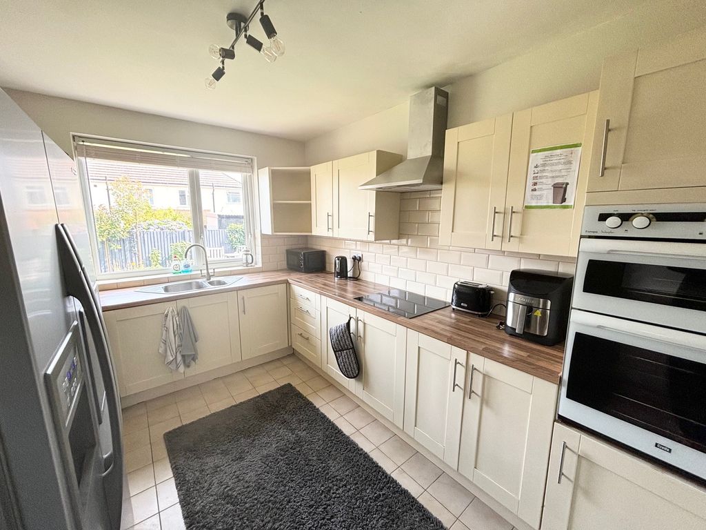 Additional image 6 of 3 bed semi-detached house to rentGorsehill Road, Wirral CH60