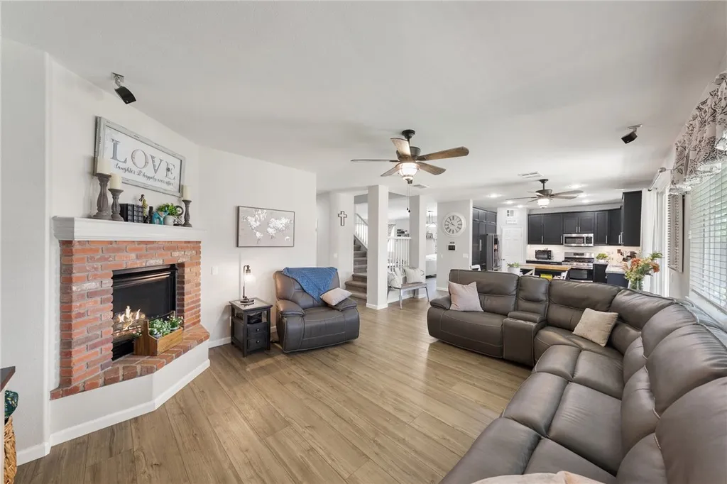 Additional image 16 of 29093 Hydrangea St, Murrieta, CA 92563