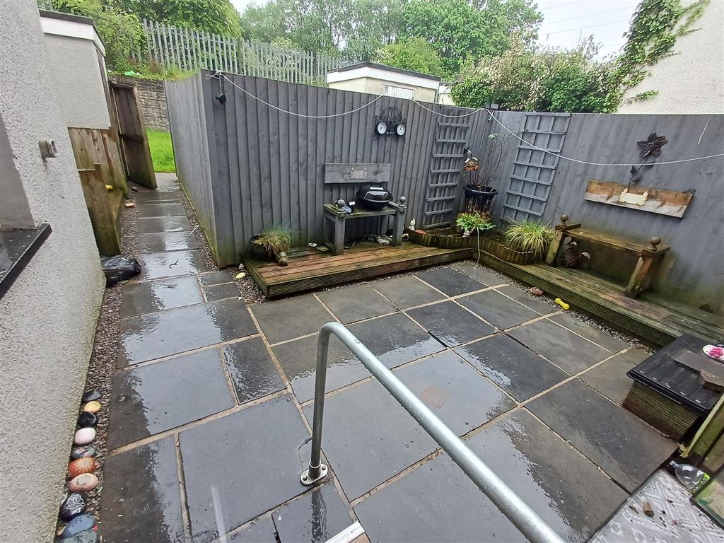 Additional image 7 of 2 bed flat to rentMaes-Y-Felin, Bridgend CF31