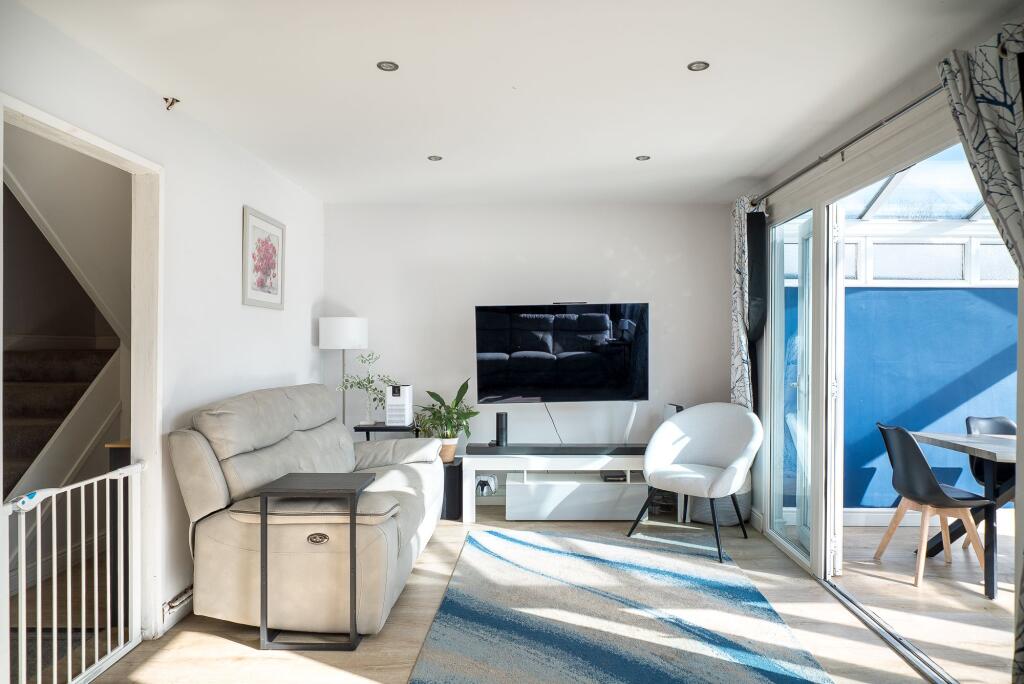 Additional image 7 of Tavistock Close, St. Albans, AL1