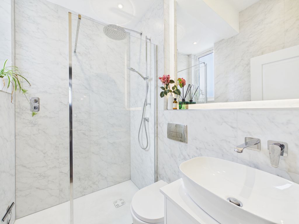 Additional image 11 of 2 bed flat to rentHeene Road, Worthing BN11