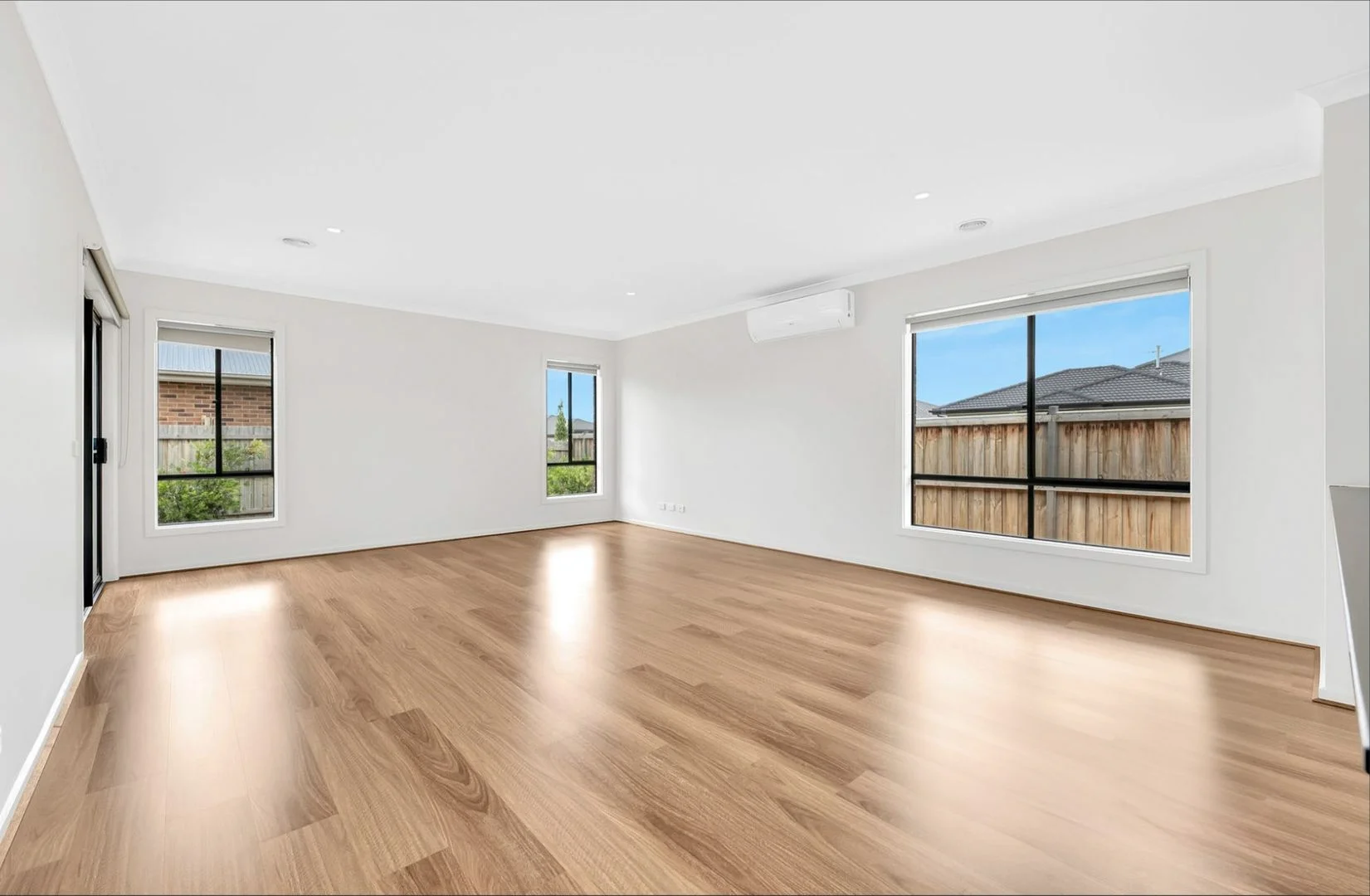 Additional image 3 of 15 Fuchsia Drive, Rockbank VIC 3335