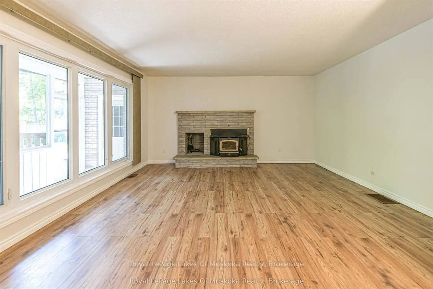 Additional image 14 of 115 Douglas Street